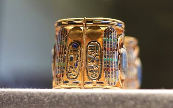 Quelle est l'histoire des bijoux vintage ?
