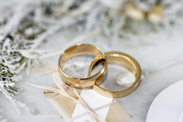 Comment choisir ses alliances de mariage ?